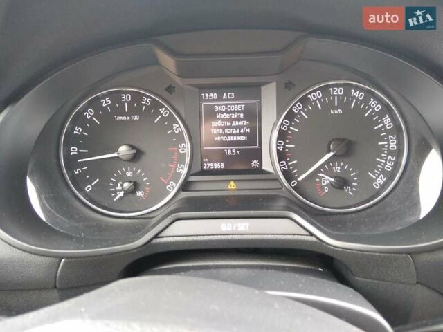 Сірий Шкода Октавія, об'ємом двигуна 1.6 л та пробігом 275 тис. км за 11000 $, фото 7 на Automoto.ua