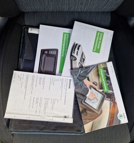 Серый Шкода Октавия, объемом двигателя 1.8 л и пробегом 235 тыс. км за 11800 $, фото 60 на Automoto.ua