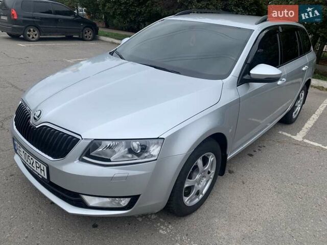 Серый Шкода Октавия, объемом двигателя 2 л и пробегом 293 тыс. км за 13100 $, фото 5 на Automoto.ua