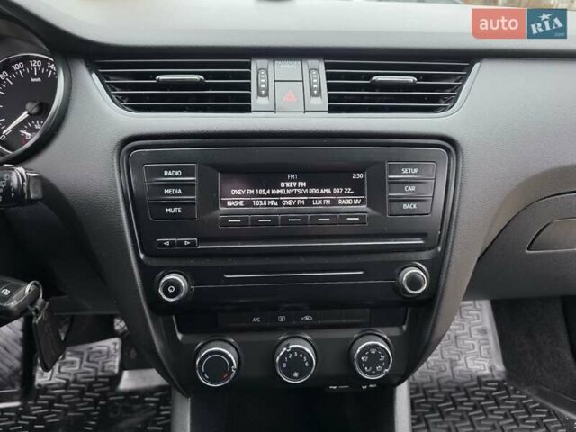 Сірий Шкода Октавія, об'ємом двигуна 1.6 л та пробігом 224 тис. км за 8999 $, фото 23 на Automoto.ua