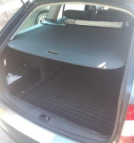 Шкода Октавия 2014 в Львове на Automoto.ua Серый Шкода Октавия, объемом двигателя 1.6 л и пробегом 294 тыс. км за 11499 $, фото 19 на Automoto.ua