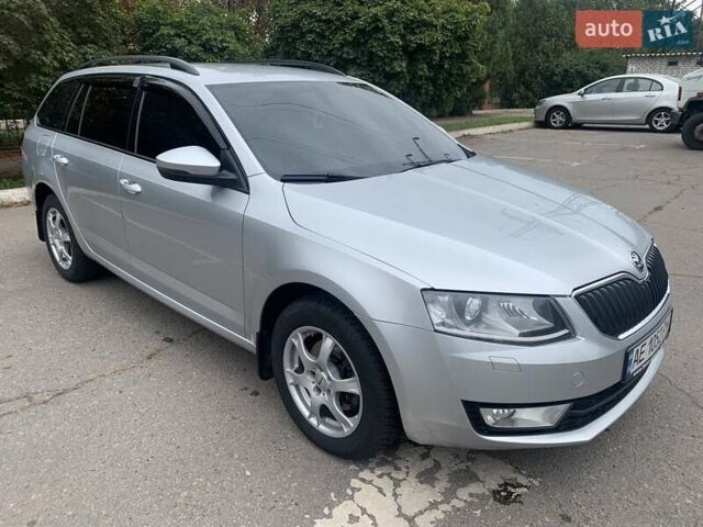 Серый Шкода Октавия, объемом двигателя 2 л и пробегом 293 тыс. км за 13100 $, фото 8 на Automoto.ua