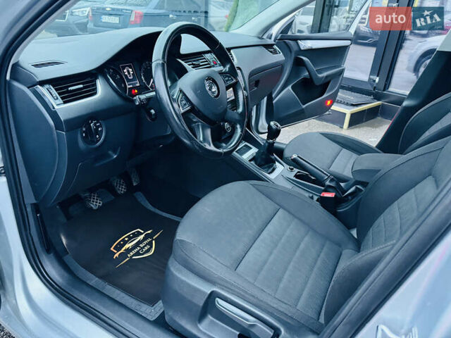 Серый Шкода Октавия, объемом двигателя 1.8 л и пробегом 250 тыс. км за 9900 $, фото 9 на Automoto.ua