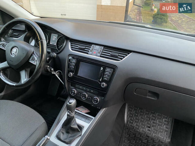 Серый Шкода Октавия, объемом двигателя 2 л и пробегом 227 тыс. км за 10700 $, фото 22 на Automoto.ua