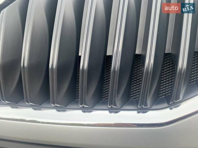 Серый Шкода Октавия, объемом двигателя 2 л и пробегом 293 тыс. км за 13100 $, фото 47 на Automoto.ua