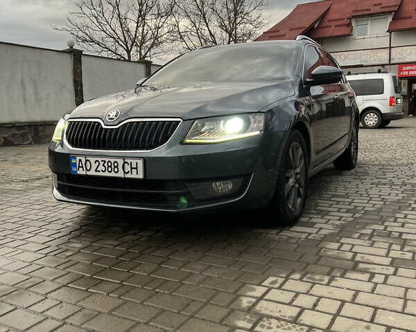 Серый Шкода Октавия, объемом двигателя 1.97 л и пробегом 268 тыс. км за 13000 $, фото 3 на Automoto.ua