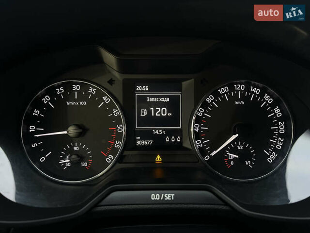 Серый Шкода Октавия, объемом двигателя 2 л и пробегом 303 тыс. км за 9200 $, фото 32 на Automoto.ua