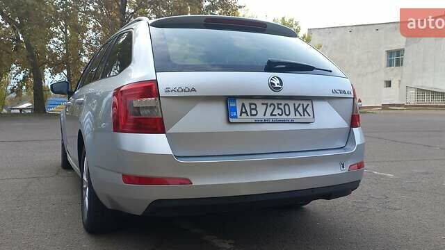 Серый Шкода Октавия, объемом двигателя 1.6 л и пробегом 256 тыс. км за 10599 $, фото 2 на Automoto.ua
