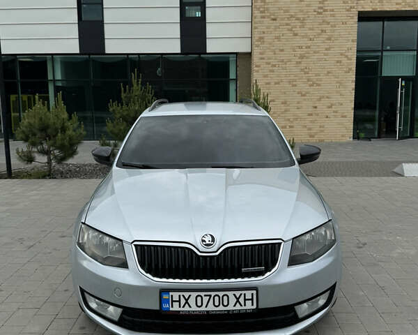 Шкода Октавия 2014 в Хмельницком на Automoto.ua Серый Шкода Октавия, объемом двигателя 1.6 л и пробегом 319 тыс. км за 9000 $, фото 1 на Automoto.ua