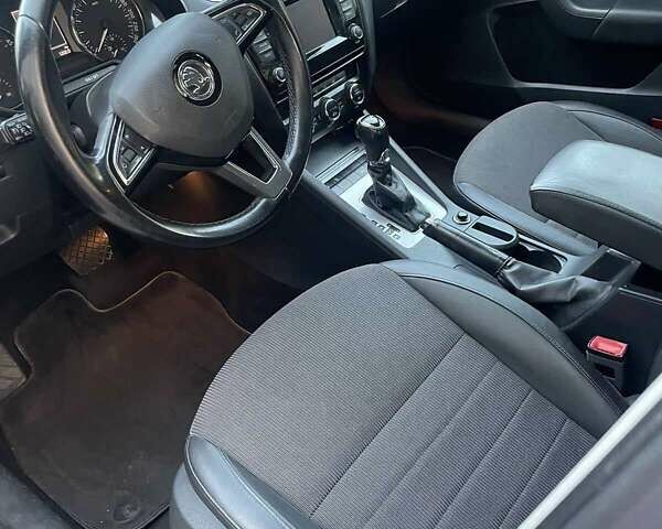 Серый Шкода Октавия, объемом двигателя 1.6 л и пробегом 178 тыс. км за 13550 $, фото 13 на Automoto.ua