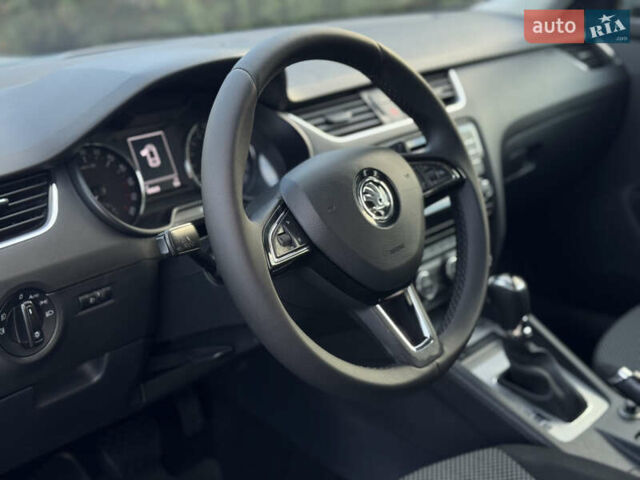 Сірий Шкода Октавія, об'ємом двигуна 1.6 л та пробігом 180 тис. км за 10399 $, фото 17 на Automoto.ua