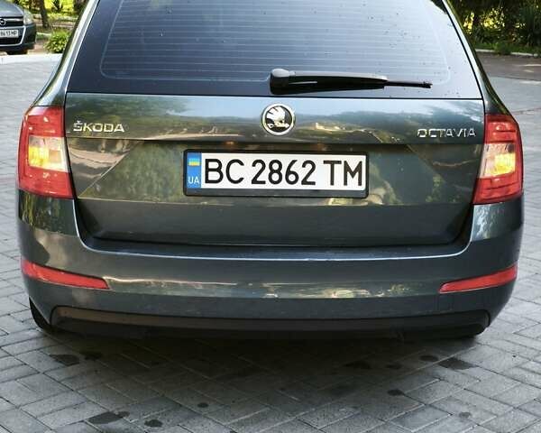 Шкода Октавия 2014 в Дрогобыче на Automoto.ua Серый Шкода Октавия, объемом двигателя 1.6 л и пробегом 360 тыс. км за 9199 $, фото 15 на Automoto.ua
