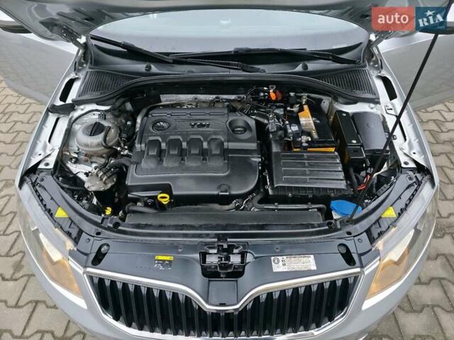 Сірий Шкода Октавія, об'ємом двигуна 1.6 л та пробігом 224 тис. км за 8999 $, фото 55 на Automoto.ua