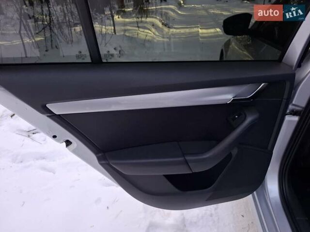 Серый Шкода Октавия, объемом двигателя 2 л и пробегом 316 тыс. км за 11700 $, фото 23 на Automoto.ua