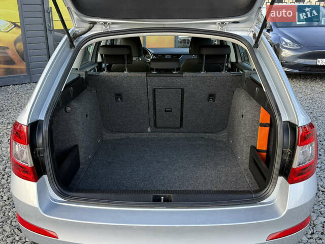 Сірий Шкода Октавія, об'ємом двигуна 1.6 л та пробігом 230 тис. км за 10999 $, фото 35 на Automoto.ua