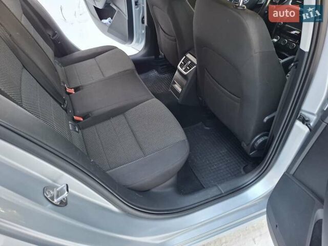 Серый Шкода Октавия, объемом двигателя 2 л и пробегом 316 тыс. км за 11700 $, фото 14 на Automoto.ua