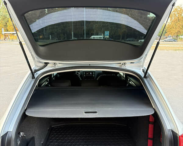 Серый Шкода Октавия, объемом двигателя 1.6 л и пробегом 348 тыс. км за 11700 $, фото 21 на Automoto.ua