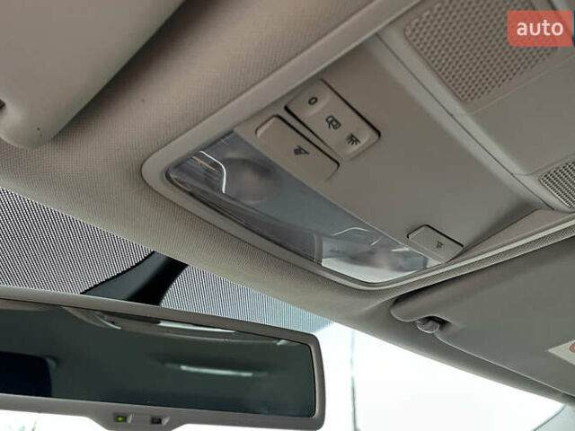 Серый Шкода Октавия, объемом двигателя 1.6 л и пробегом 305 тыс. км за 11600 $, фото 15 на Automoto.ua