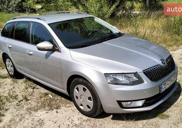 Шкода Октавия 2015 в Чернигове на Automoto.ua Серый Шкода Октавия, объемом двигателя 1.6 л и пробегом 279 тыс. км за 9500 $, фото 2 на Automoto.ua