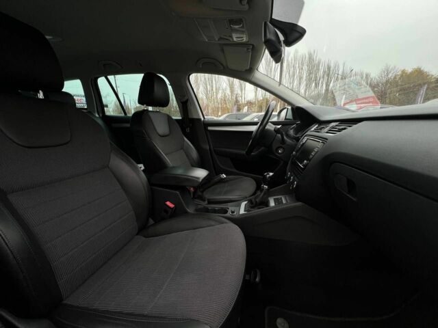 Серый Шкода Октавия, объемом двигателя 2 л и пробегом 239 тыс. км за 12500 $, фото 17 на Automoto.ua