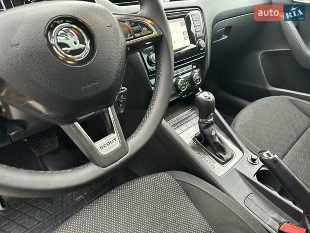 Серый Шкода Октавия, объемом двигателя 2 л и пробегом 262 тыс. км за 15750 $, фото 16 на Automoto.ua