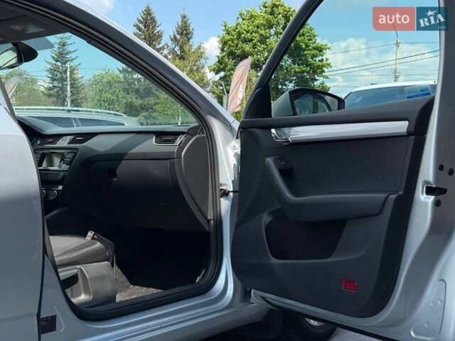 Серый Шкода Октавия, объемом двигателя 1.6 л и пробегом 293 тыс. км за 9796 $, фото 44 на Automoto.ua