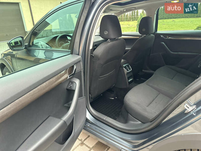 Серый Шкода Октавия, объемом двигателя 2 л и пробегом 262 тыс. км за 15750 $, фото 18 на Automoto.ua