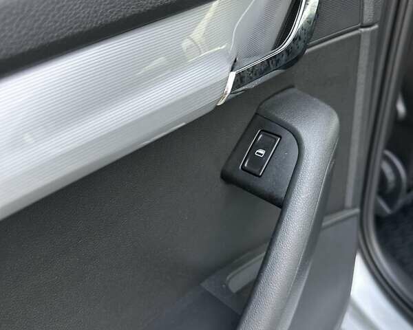 Шкода Октавия 2015 в Стрые на Automoto.ua Серый Шкода Октавия, объемом двигателя 1.97 л и пробегом 232 тыс. км за 13350 $, фото 116 на Automoto.ua