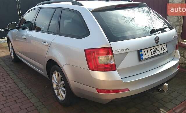 Серый Шкода Октавия, объемом двигателя 1.6 л и пробегом 230 тыс. км за 10550 $, фото 3 на Automoto.ua