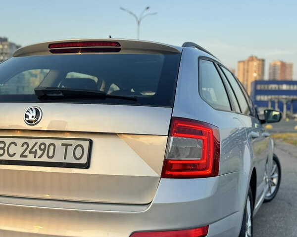 Серый Шкода Октавия, объемом двигателя 1.97 л и пробегом 286 тыс. км за 12500 $, фото 14 на Automoto.ua