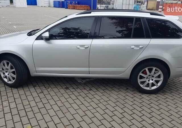 Шкода Октавія 2015 у Коломые на Automoto.ua Сірий Шкода Октавія, об'ємом двигуна 1.6 л та пробігом 345 тис. км за 8799 $, фото 5 на Automoto.ua