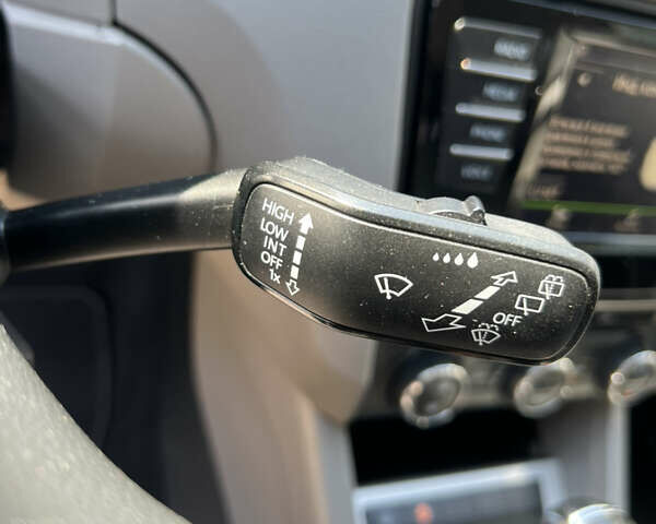 Серый Шкода Октавия, объемом двигателя 1.97 л и пробегом 282 тыс. км за 12500 $, фото 66 на Automoto.ua