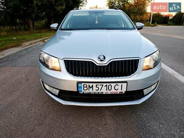 Серый Шкода Октавия, объемом двигателя 1.6 л и пробегом 352 тыс. км за 8999 $, фото 1 на Automoto.ua