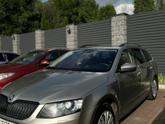 Сірий Шкода Октавія, об'ємом двигуна 2 л та пробігом 270 тис. км за 9900 $, фото 10 на Automoto.ua