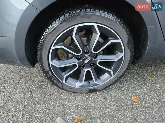 Серый Шкода Октавия, объемом двигателя 1.97 л и пробегом 257 тыс. км за 14000 $, фото 3 на Automoto.ua