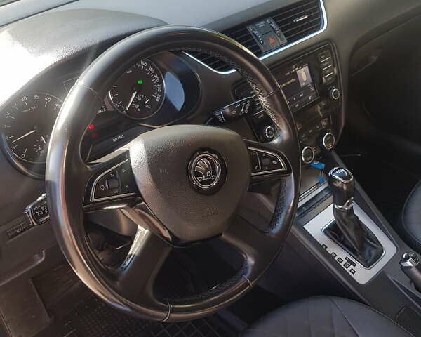 Сірий Шкода Октавія, об'ємом двигуна 2 л та пробігом 276 тис. км за 13700 $, фото 23 на Automoto.ua