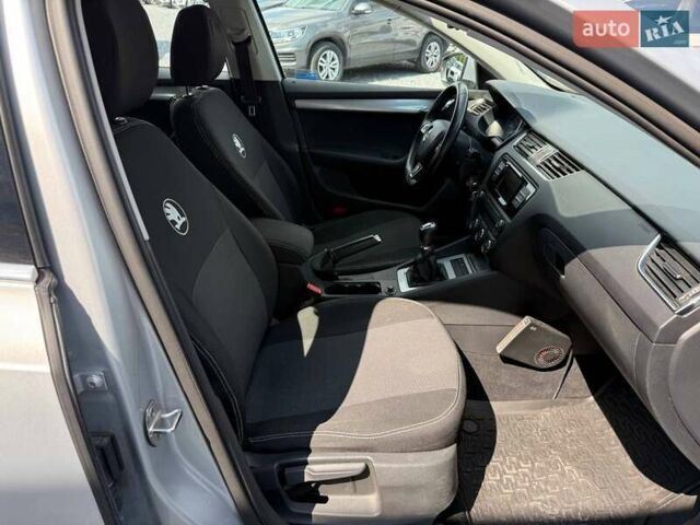 Серый Шкода Октавия, объемом двигателя 1.6 л и пробегом 293 тыс. км за 9796 $, фото 47 на Automoto.ua