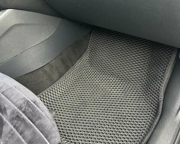 Сірий Шкода Октавія, об'ємом двигуна 1.6 л та пробігом 266 тис. км за 12000 $, фото 10 на Automoto.ua