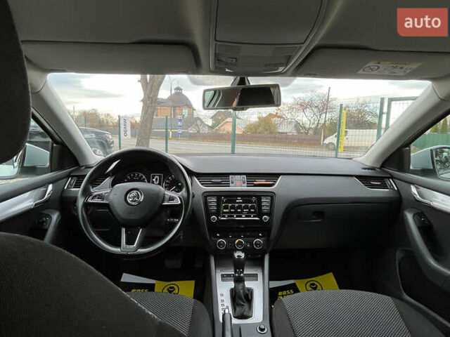 Серый Шкода Октавия, объемом двигателя 1.6 л и пробегом 305 тыс. км за 11600 $, фото 8 на Automoto.ua