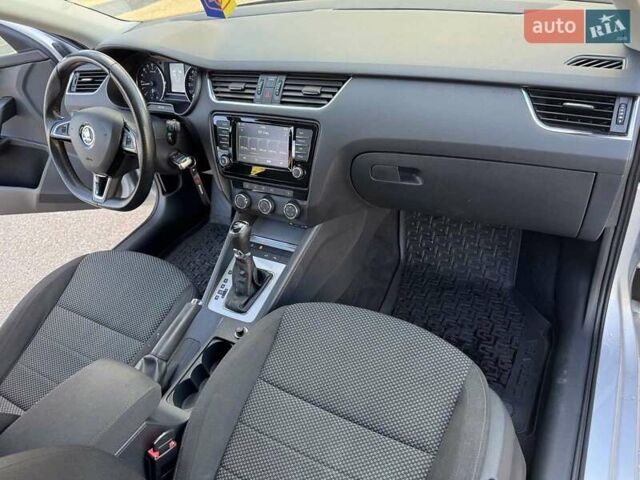 Шкода Октавия 2015 в Кролевце на Automoto.ua Серый Шкода Октавия, объемом двигателя 1.6 л и пробегом 197 тыс. км за 11850 $, фото 37 на Automoto.ua