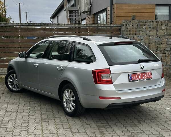 Шкода Октавия 2015 в Стрые на Automoto.ua Серый Шкода Октавия, объемом двигателя 1.97 л и пробегом 232 тыс. км за 13350 $, фото 42 на Automoto.ua
