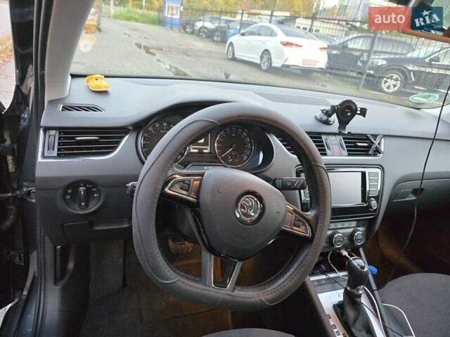 Серый Шкода Октавия, объемом двигателя 1.97 л и пробегом 257 тыс. км за 14000 $, фото 19 на Automoto.ua