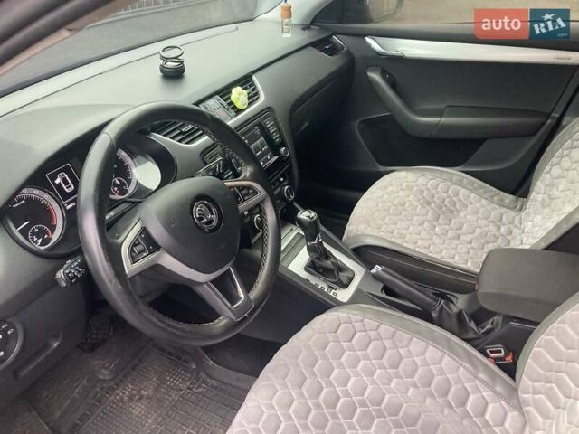 Серый Шкода Октавия, объемом двигателя 2 л и пробегом 269 тыс. км за 13300 $, фото 9 на Automoto.ua