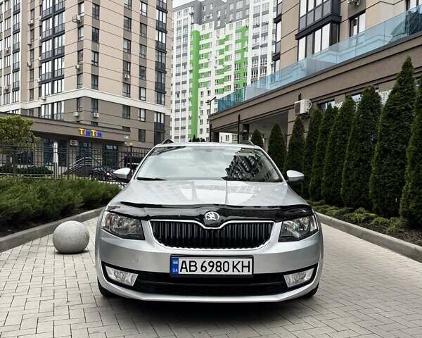 Серый Шкода Октавия, объемом двигателя 1.6 л и пробегом 189 тыс. км за 12500 $, фото 2 на Automoto.ua