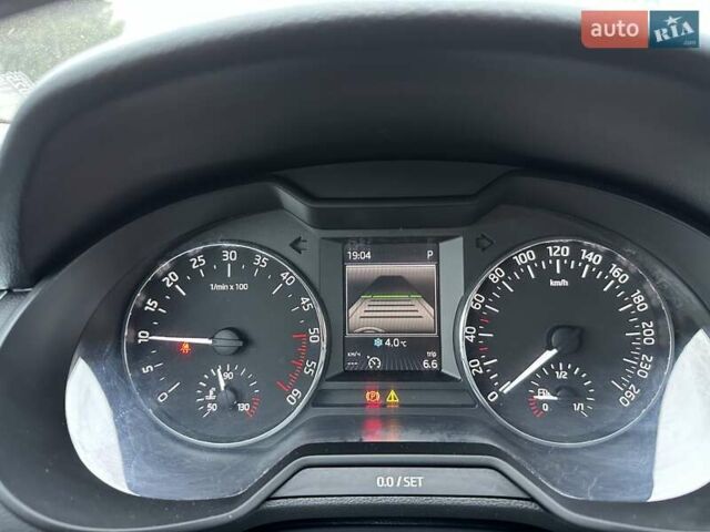 Серый Шкода Октавия, объемом двигателя 2 л и пробегом 229 тыс. км за 11750 $, фото 21 на Automoto.ua