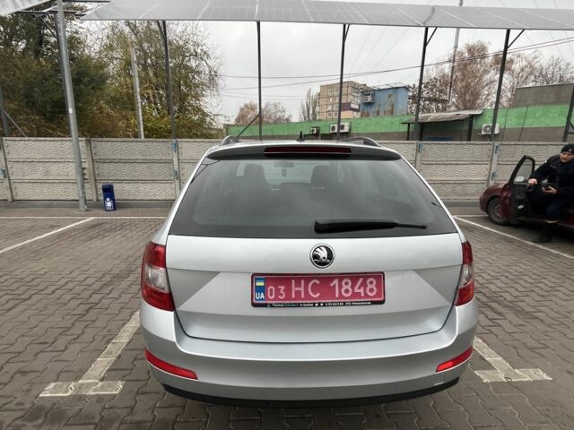 Серый Шкода Октавия, объемом двигателя 2 л и пробегом 239 тыс. км за 12500 $, фото 4 на Automoto.ua