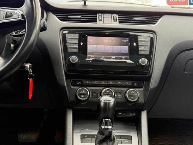 Сірий Шкода Октавія, об'ємом двигуна 2 л та пробігом 252 тис. км за 13800 $, фото 6 на Automoto.ua