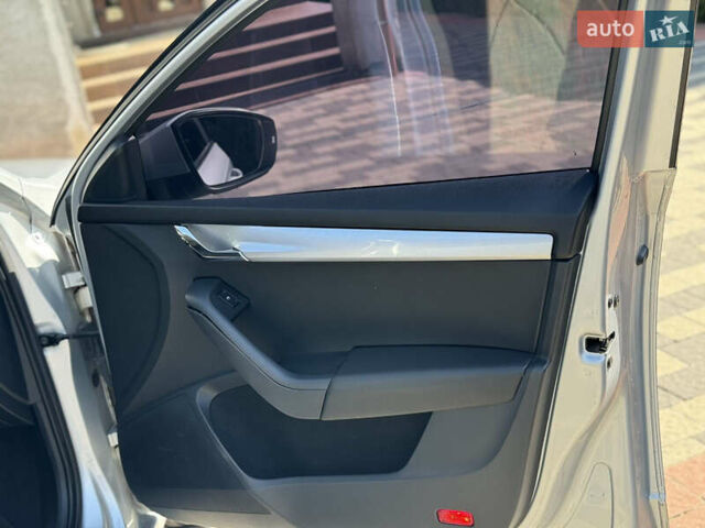 Серый Шкода Октавия, объемом двигателя 2 л и пробегом 280 тыс. км за 9700 $, фото 14 на Automoto.ua