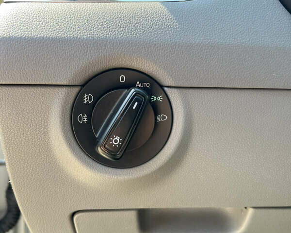 Серый Шкода Октавия, объемом двигателя 1.97 л и пробегом 282 тыс. км за 12500 $, фото 26 на Automoto.ua