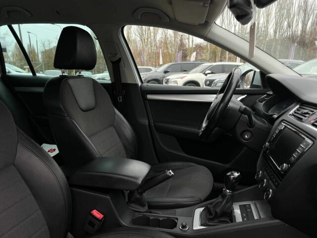 Серый Шкода Октавия, объемом двигателя 2 л и пробегом 239 тыс. км за 12500 $, фото 15 на Automoto.ua